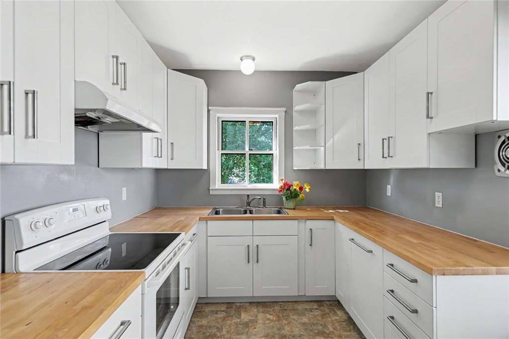14 Webb Street Property Photo 7