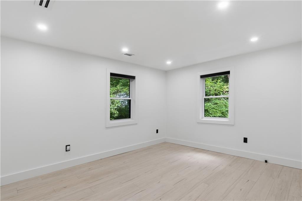 433 Gravelly Hill Road Property Photo 16