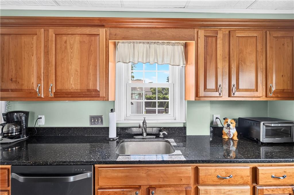 87 Miller Avenue Property Photo 14