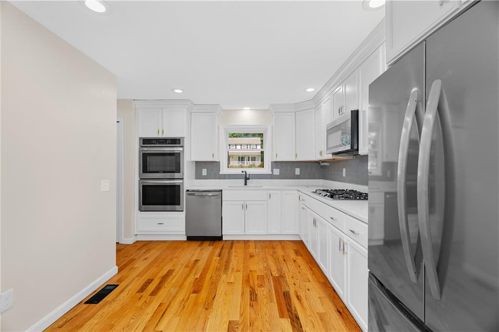 6 Acacia Court Property Photo 7
