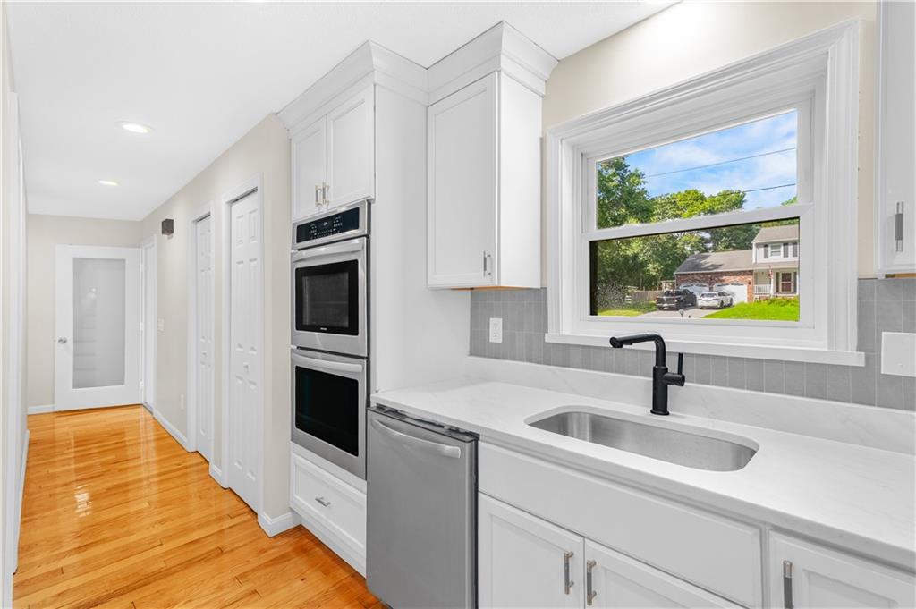 6 Acacia Court Property Photo 8