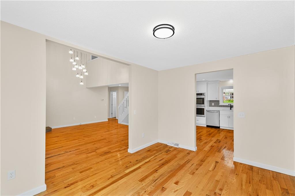 6 Acacia Court Property Photo 10