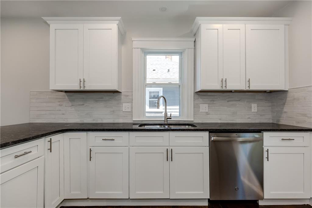 41 Wellesley Avenue Property Photo 16