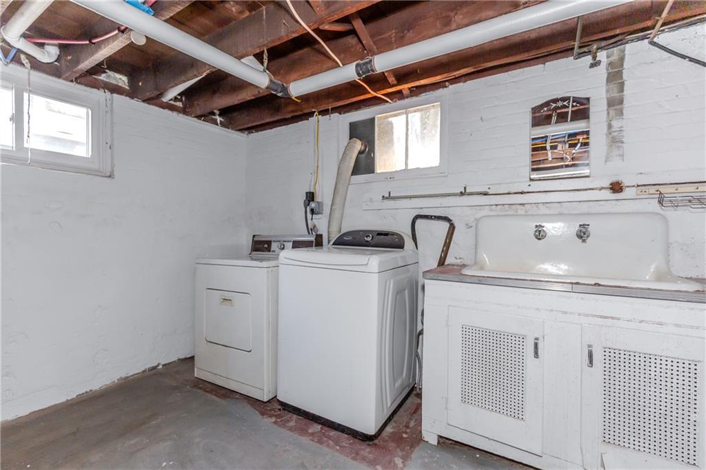 41 Wellesley Avenue Property Photo 33