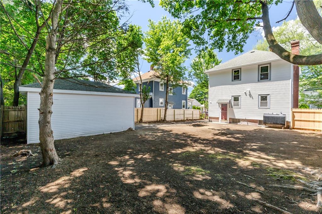 41 Wellesley Avenue Property Photo 42