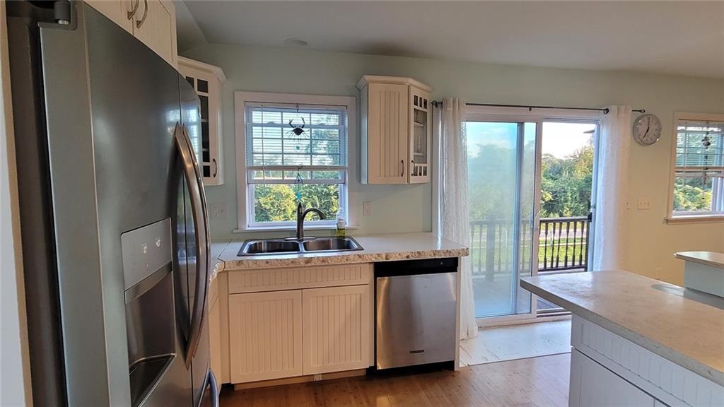 256 Matunuck Beach Road Property Photo 18