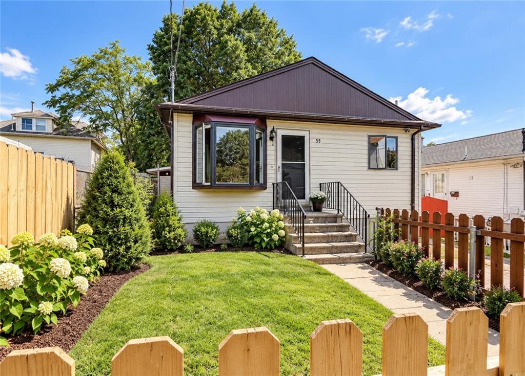 19 Christopher Street Property Photo 1