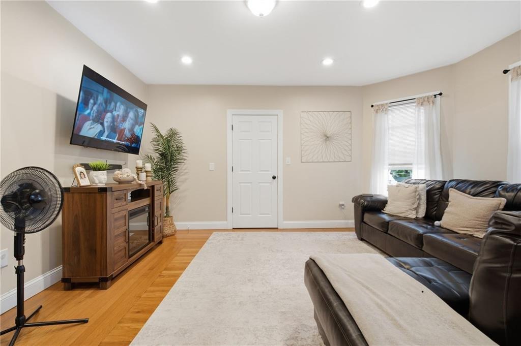 107 109 Park Street Property Photo 18