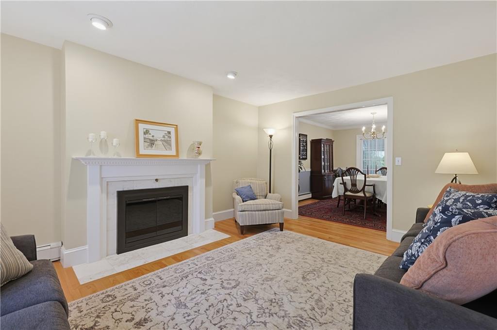 125 Walker Street Property Photo 4