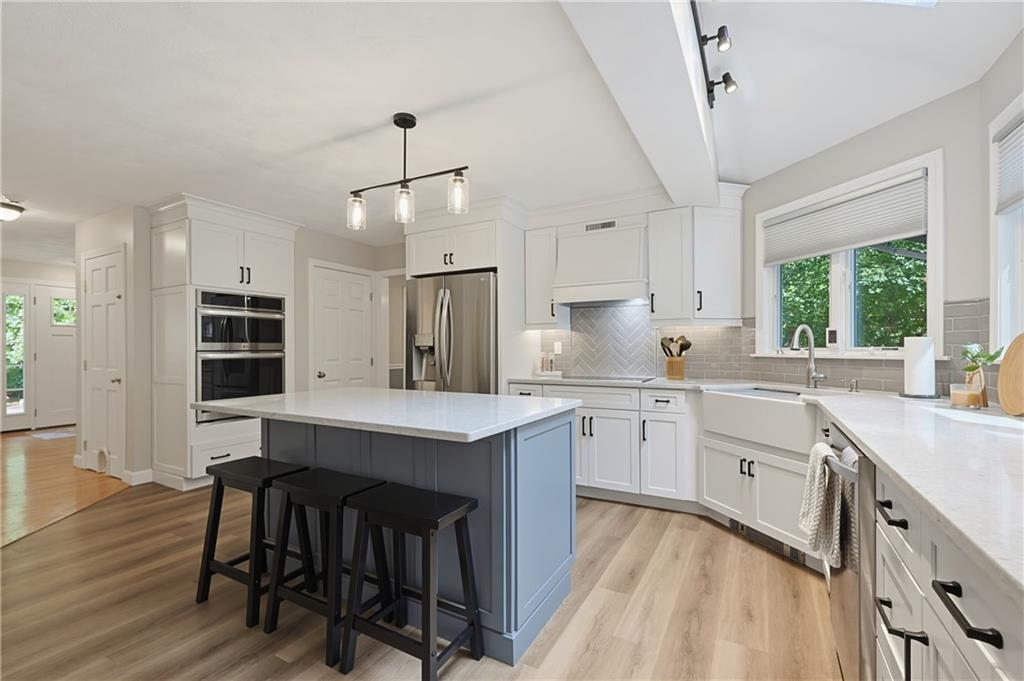 125 Walker Street Property Photo 11