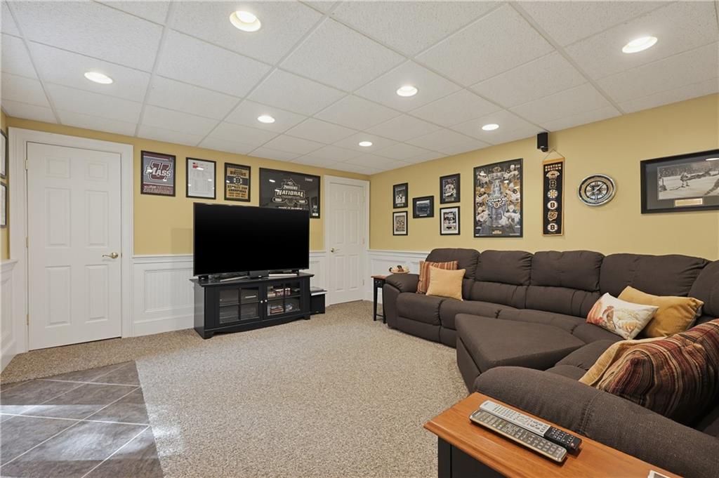 125 Walker Street Property Photo 38