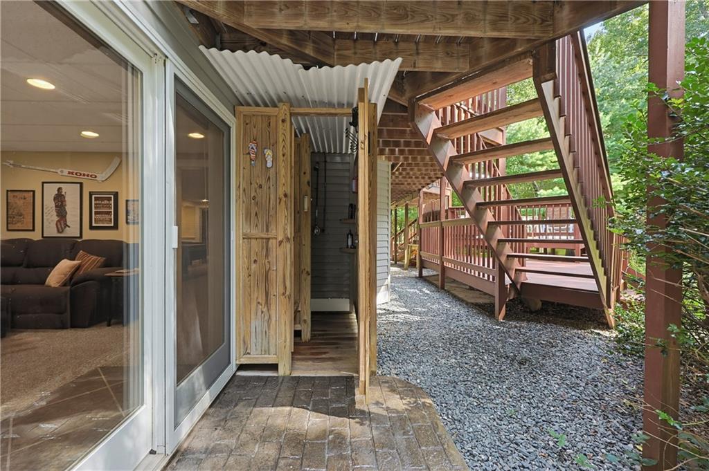 125 Walker Street Property Photo 41