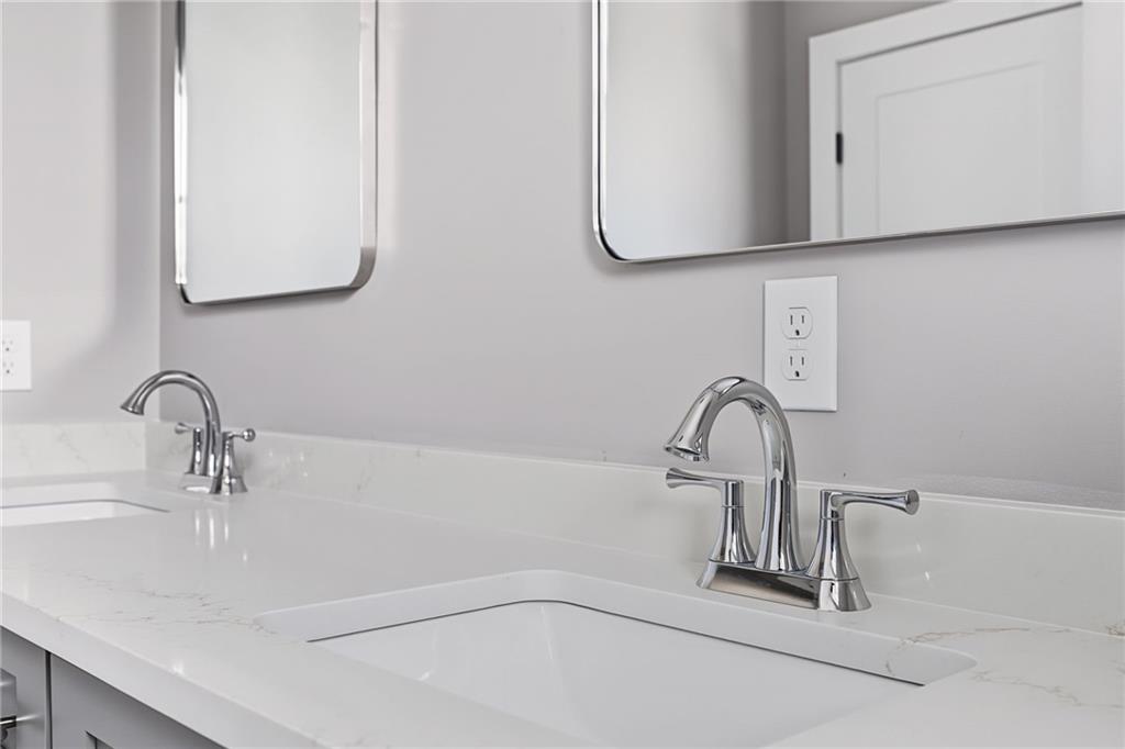 6 Rounds Avenue Property Photo 18