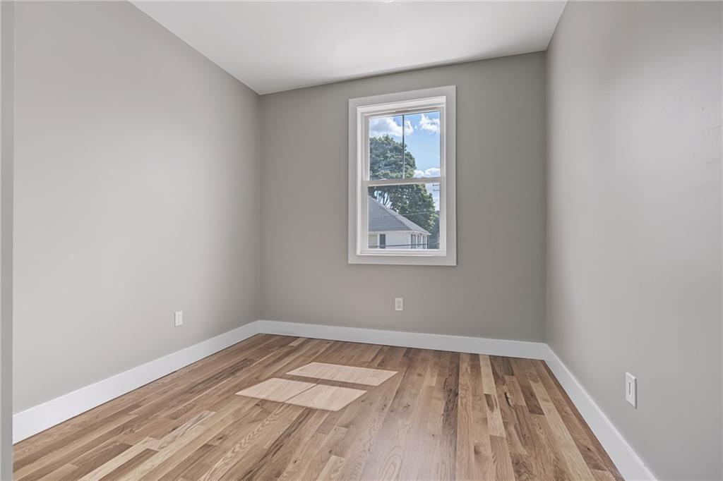 6 Rounds Avenue Property Photo 25