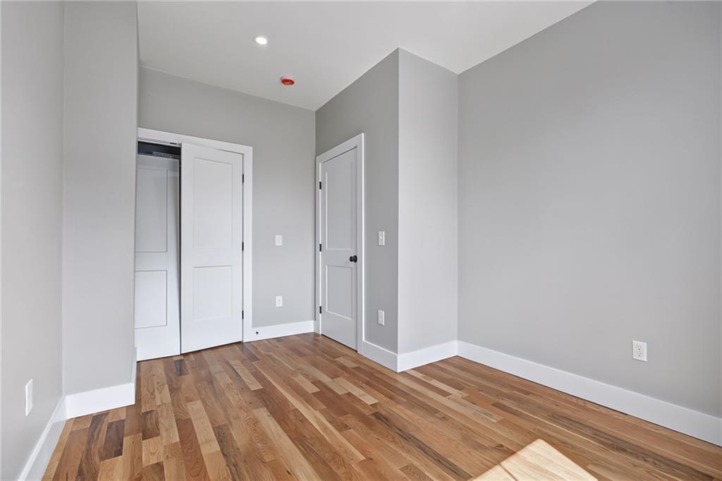 6 Rounds Avenue Property Photo 26