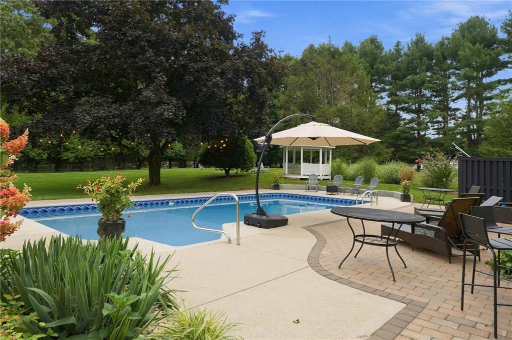 1142 Frenchtown Road Property Photo 10
