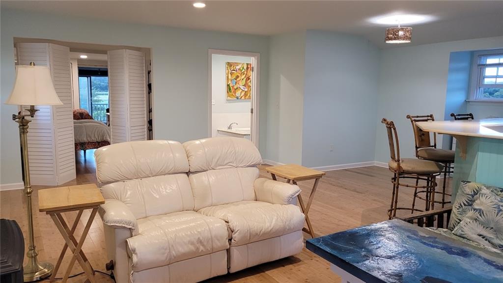 256 Matunuck Beach Road Property Photo 16