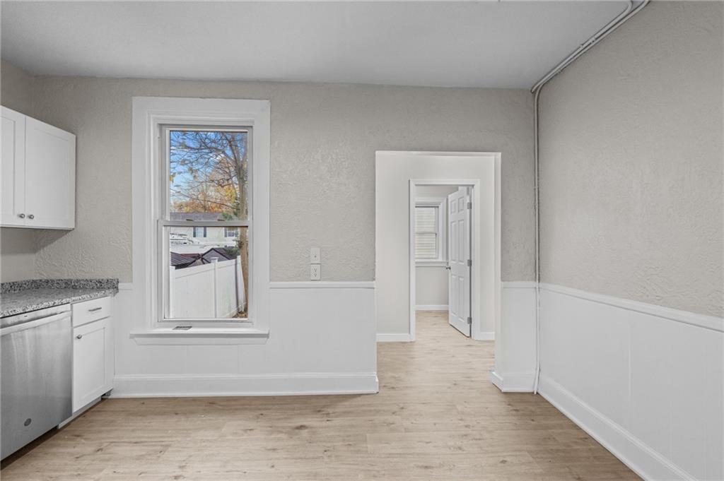 584 Weeden Street Property Photo 6