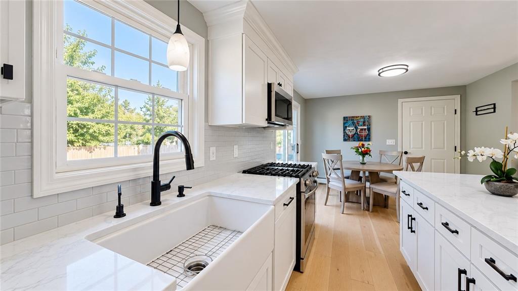 4 Cooke Place Property Photo 4