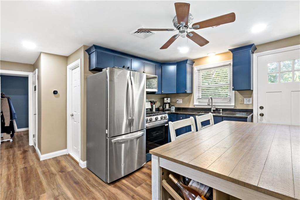201 Reservoir Avenue Property Photo 8