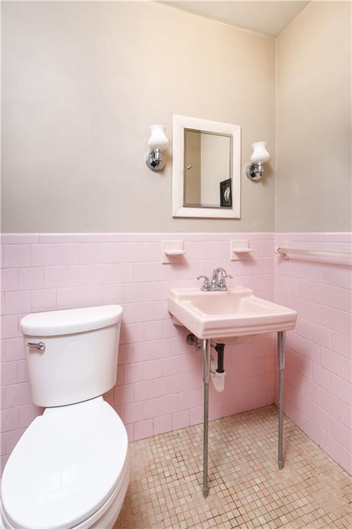 23 Penrose Street Property Photo 31