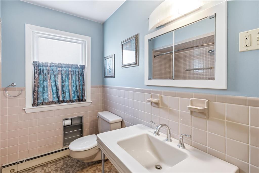 23 Penrose Street Property Photo 37