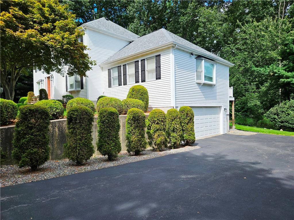 12 Jason Drive Property Photo 2