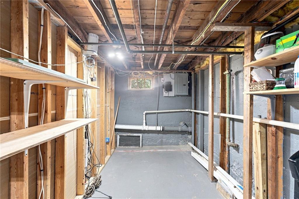 70 Overland Avenue Property Photo 31