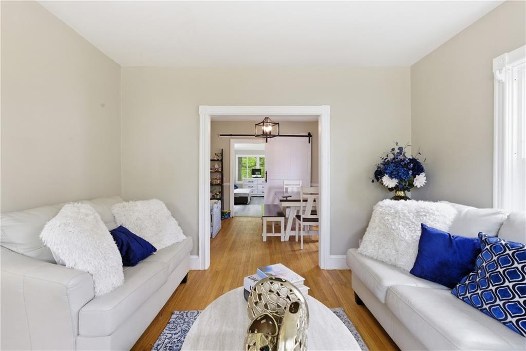 27 Hemlock Avenue Property Photo 7