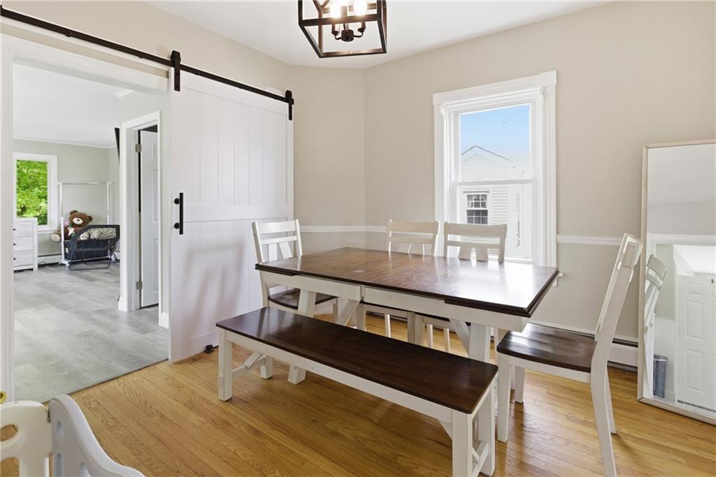 27 Hemlock Avenue Property Photo 8