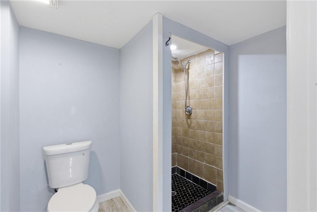 27 Hemlock Avenue Property Photo 26