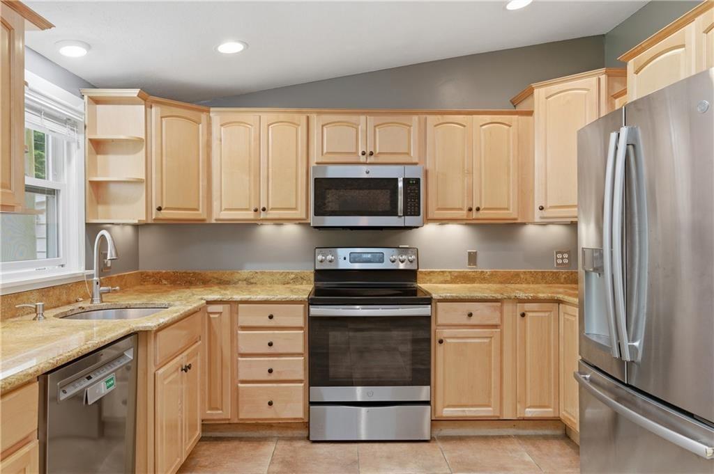 8 Ledgemont Drive Property Photo 11
