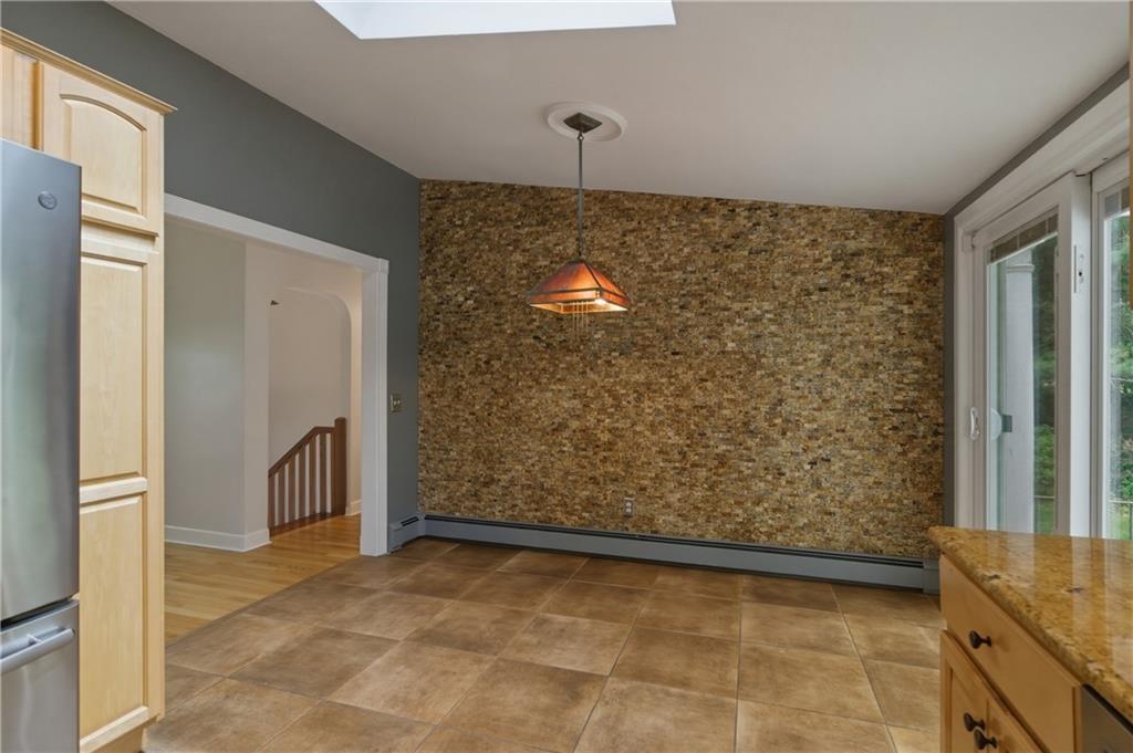 8 Ledgemont Drive Property Photo 13