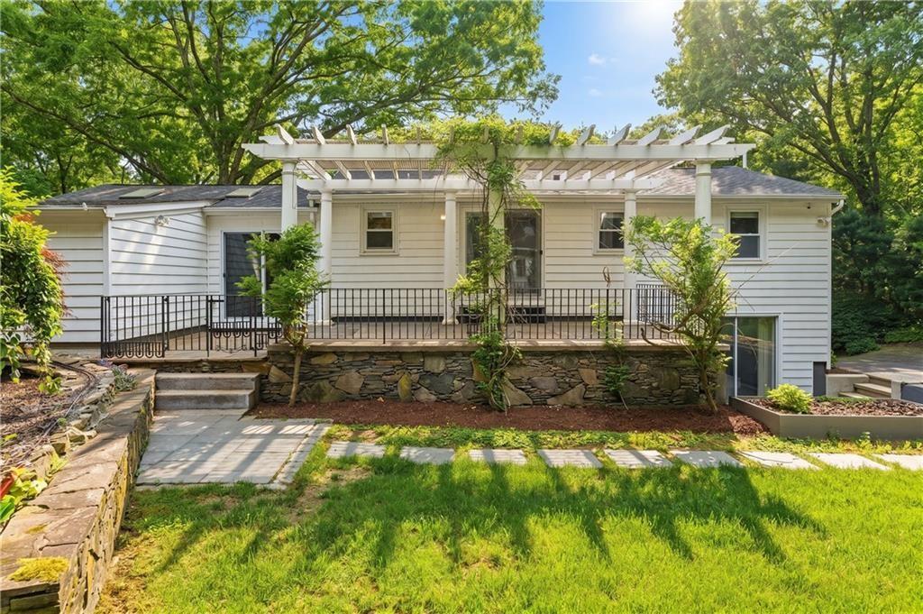 8 Ledgemont Drive Property Photo 37