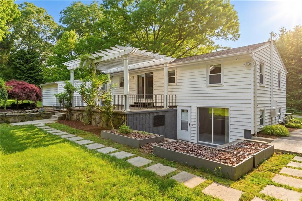 8 Ledgemont Drive Property Photo 38