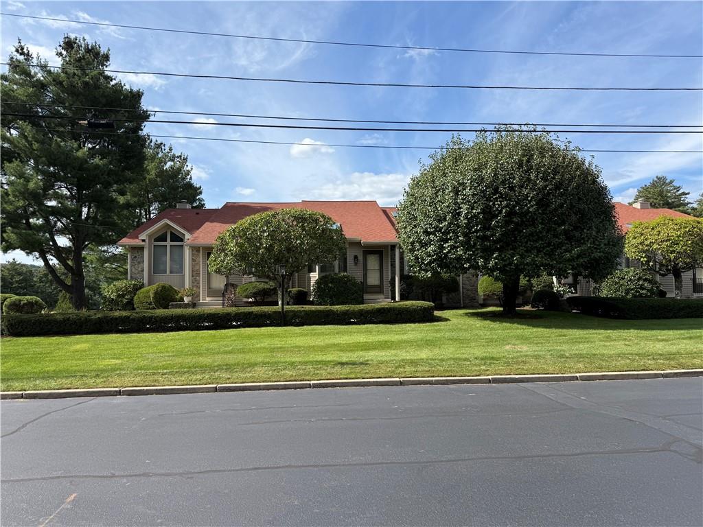 4 Shadowbrook Lane Unit B Property Photo 1