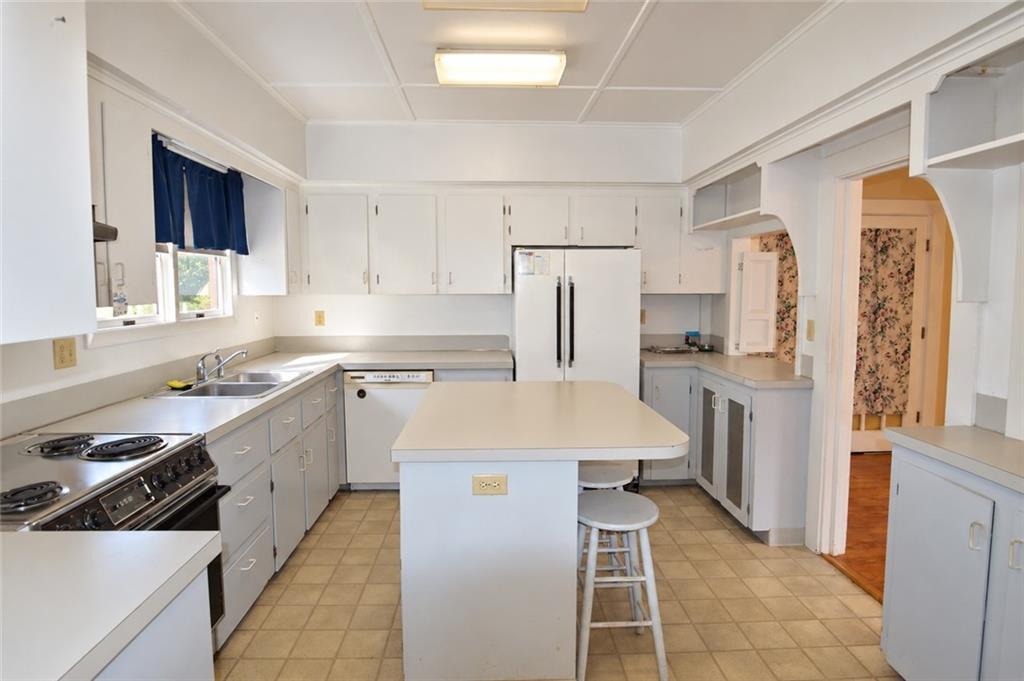 28 Merton Road Property Photo 4