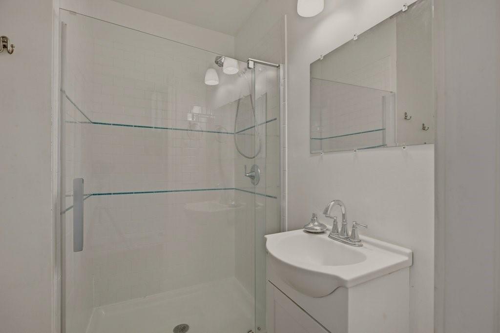 28 Merton Road Property Photo 31