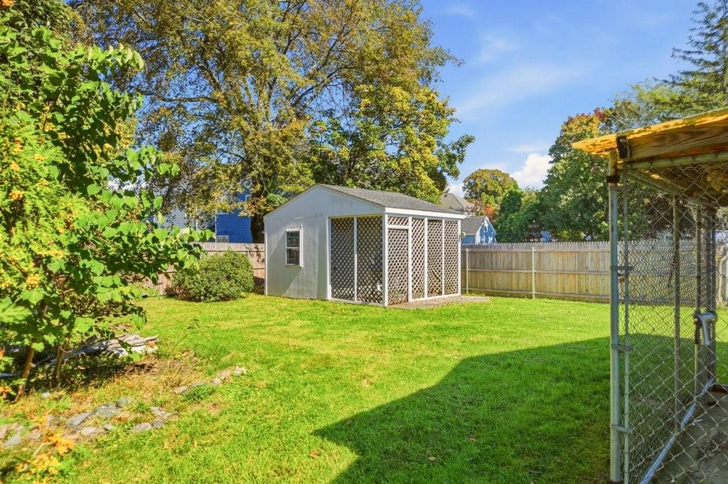 28 Merton Road Property Photo 44