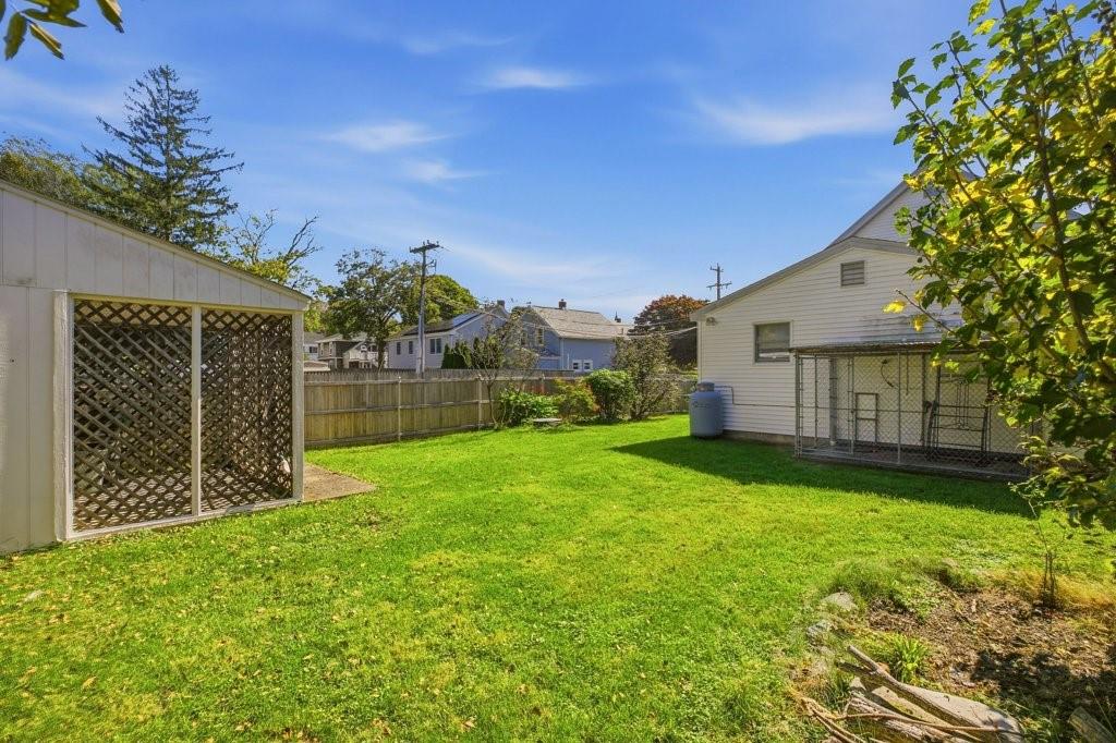 28 Merton Road Property Photo 45