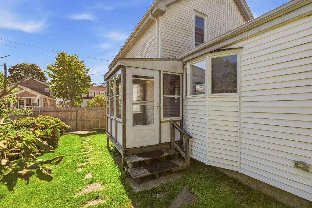 28 Merton Road Property Photo 46