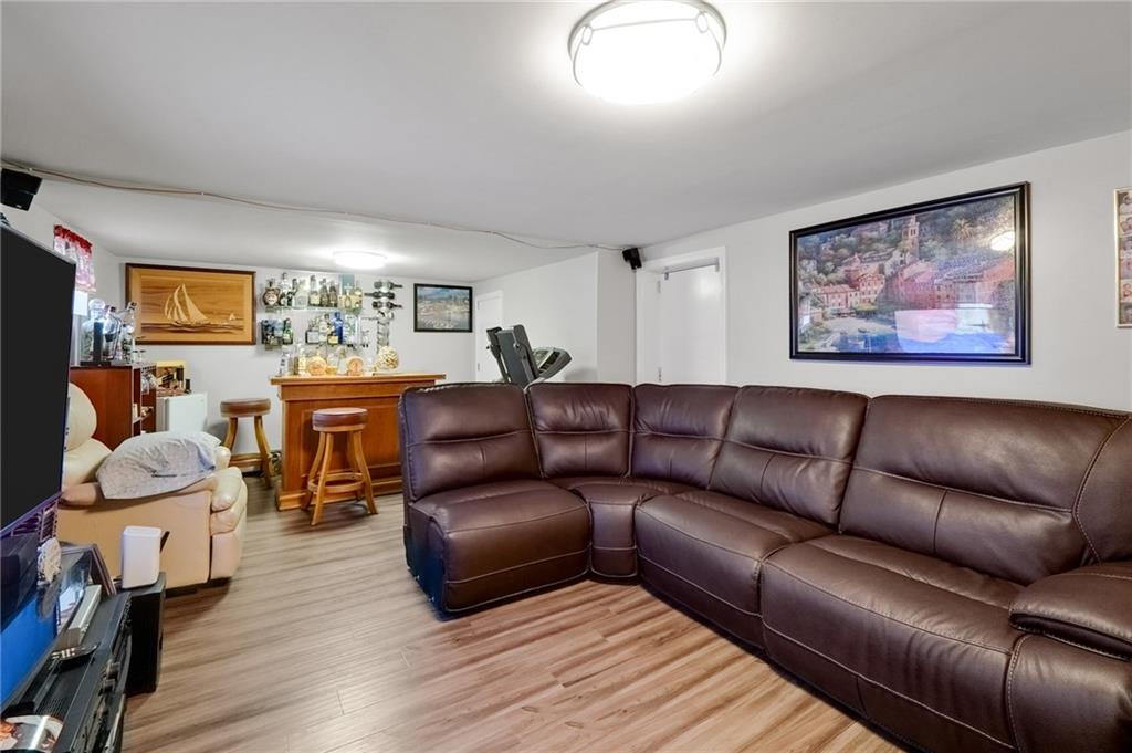 143 Garden Street Property Photo 17