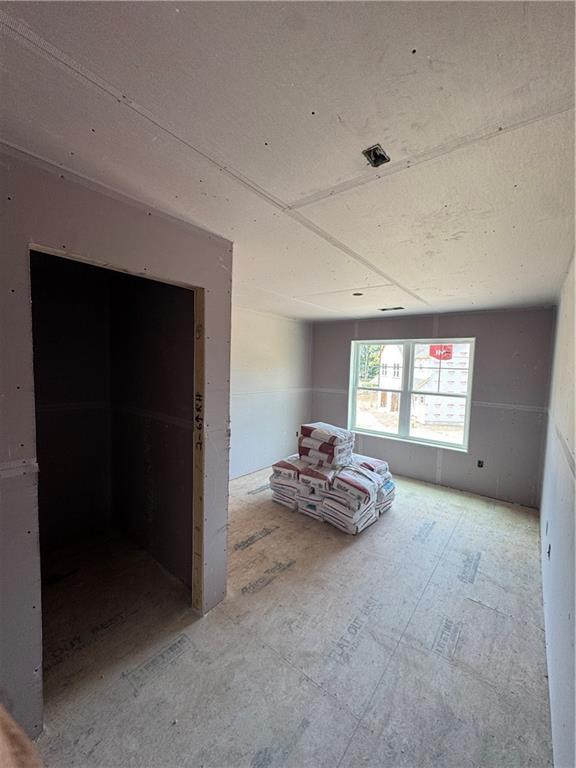 10 College Hill Property Photo 8