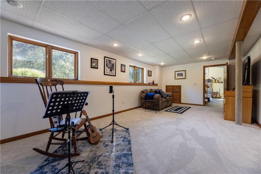 8 Robin Drive Property Photo 37