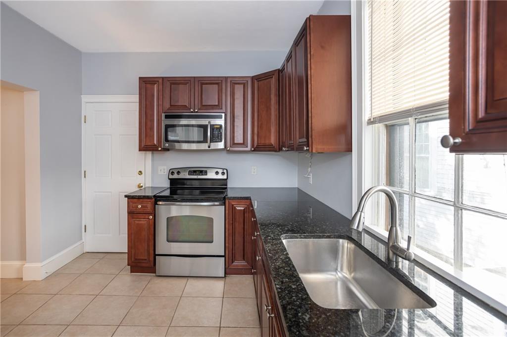 85 Mill Street Unit 1 Property Photo 3