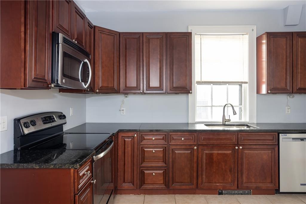 85 Mill Street Unit 1 Property Photo 9