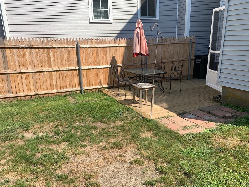 65 1/2 Roseneath Avenue Property Photo 3