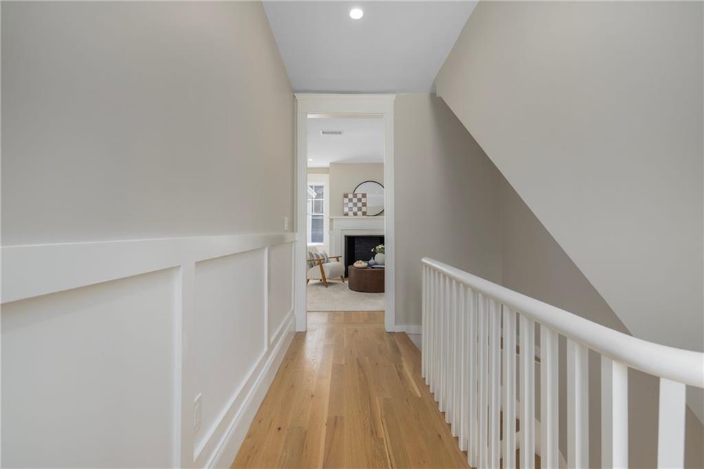 216 Spring Street Property Photo 24