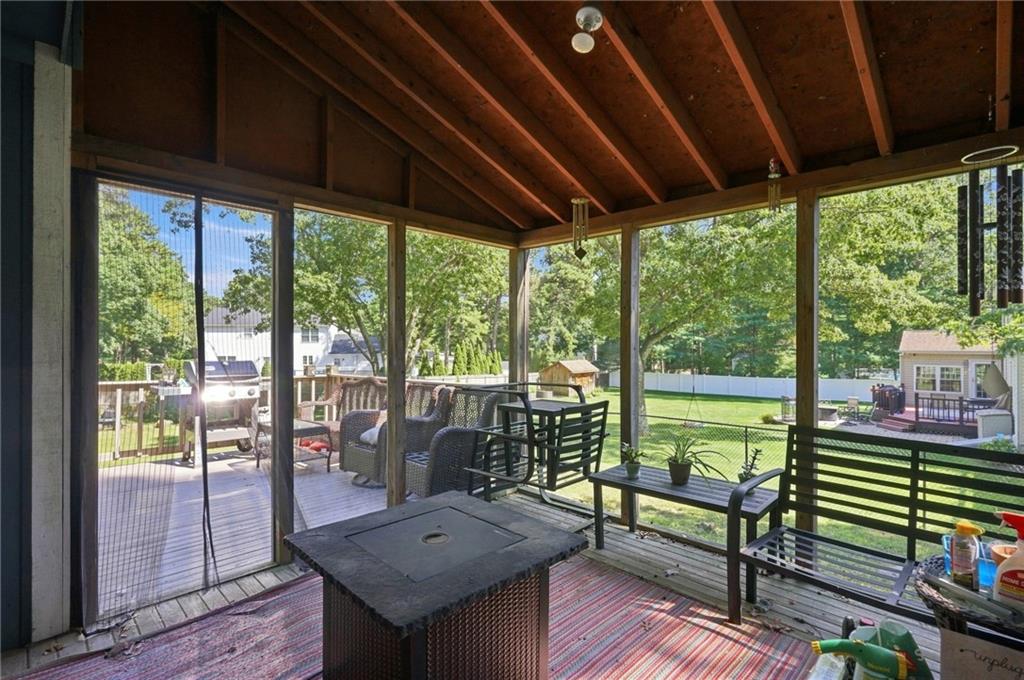 9 Eastgate Drive Property Photo 35