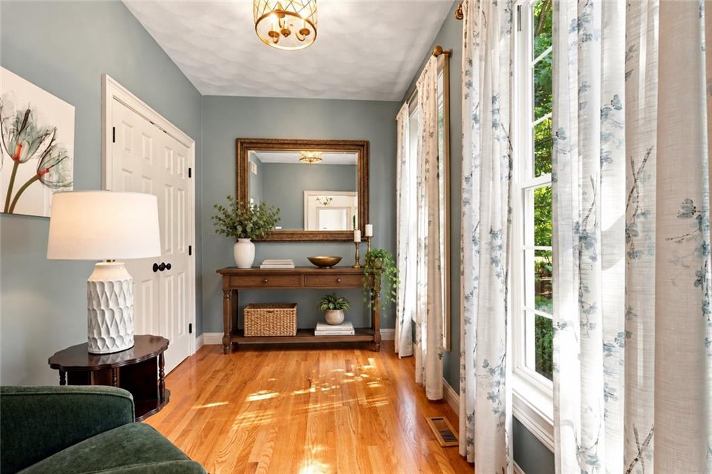 16 Brett Drive Property Photo 10